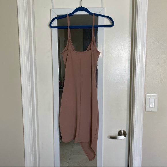Mauve Pink Asymmetrical Rouched Wrapped Dress - Picture 8 of 12